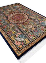 فرش ابریشم خشتی طرح افرا 1700 شانه تراکم 5100  رنگ آبی کاربنی