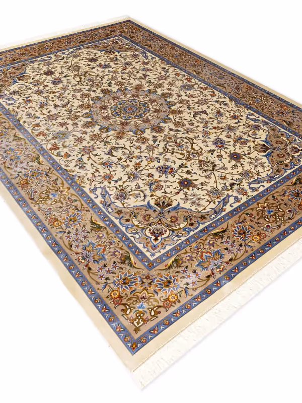 فرش ابریشم طرح ریحان کرم 1700 شانه تراکم 5100 کد v588