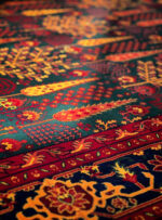 فرش بلوچ طرح طبیعت 3 زمینه سبز 700 شانه کد 72068043 - فرشخونه