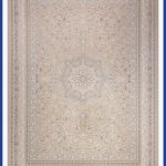 فرش کاشان طرح آیه 1200 شانه گل برجسته طلاکوب رنگ صدفی کد 104