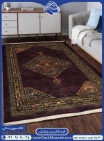 فرش گبه کهنه نما زمینه زرشکی در دکوراسیون