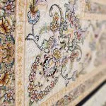 نمای نزدیک فرش طرح سلطان سرمه ای 1200 شانه