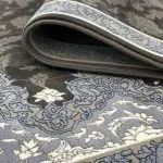 فرش کهنه نما زغالی با رنگ بندی جدید