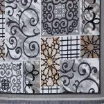 گوشه گلیم ساوین در رنگ زمینه سیلور
