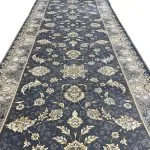 نمای نزدیک فرش کناره طرح ثامن دودی 700 شانه تراکم 2250 کد 34K701084
