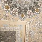 فرش رنگ روشن بژ حاشیه سیلور با کیفیت درجه یک