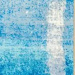 نمای نزدیک فرش مدرن طرح آبرنگی حاشیه دار رنگ آبی 700 شانه تراکم 3300 کد 30M7100440