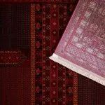 گبه بلوچ حاشیه دار طرح بیگت رنگ لاکی 700 شانه کد 702823 - فرشخونه