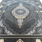 فرش طلاکوب طرح خاتون 1200 شانه گل برجسته رنگ دودی کد 1810 - فرشخونه