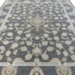 فرش طلاکوب افشان طرح سناتور 1200 شانه گل برجسته رنگ نقره ای کد 1827 - فرشخونه