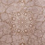 فرش طلاکوب طرح سرامیکی 1200 شانه گل برجسته کد 1022 - Image 2