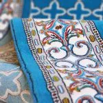 فرش مسجد مکی آبی حاشیه کرم ارزان قیمت