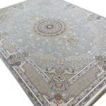 فرش طلاکوب طرح آلما 1500 شانه گل برجسته تراکم 4500 کد 3501517 رنگ نقره ای