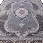 فرش طرح سلطنتی ماهی 700 شانه تراکم 2550 رنگ سرمه ای کد 70030