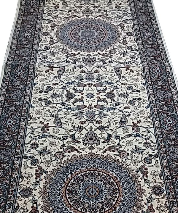فرش کناره نایین کرم حاشیه گردویی