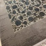 فرش افشان گل درشت طوسی 700 شانه
