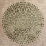 فرش طرح مانلی رنگ نسکافه ای گل سبز 700 شانه تراکم 2550 کد 771011