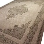 فرش وینتیج طرح هندریک رنگ نسکافه ای با گل 700 شانه 2550 کد 771055 - فرشخونه
