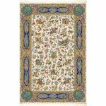 فرش ابریشم شکارگاه قم حاشیه کتیبه رنگ کرم 1500 شانه کد 64FA3105544 - فرشخونه