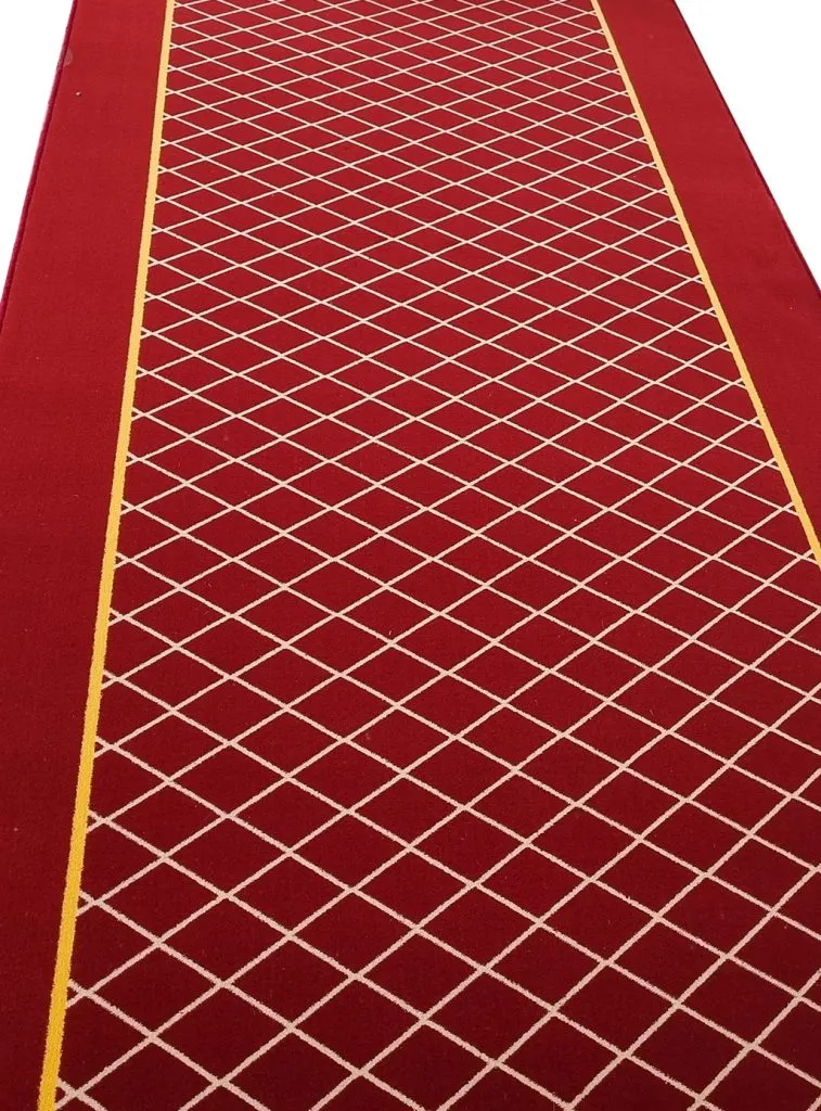 فرش تشریفات طرح کف لوزی رنگ لاکی 700 شانه 2550 کد 701092 - فرشخونه