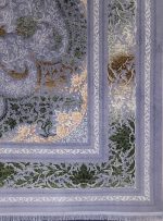 فرش وینتیج طرح پاناروما گل طلایی و سبز رنگ ترمه ای و نقره ای 700 شانه 2550 کد 7101400 - فرشخونه