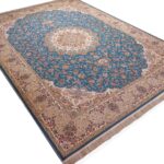 فرش طرح باغ مهرداد آبی برجسته 1200 شانه تراکم 3600 کد 2101005 - فرشخونه