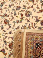 فرش افشان اصفهان طرح سهند رنگ کرم حاشیه سرمه ای 1200 شانه غیر برجسته کد 2102513 - فرشخونه