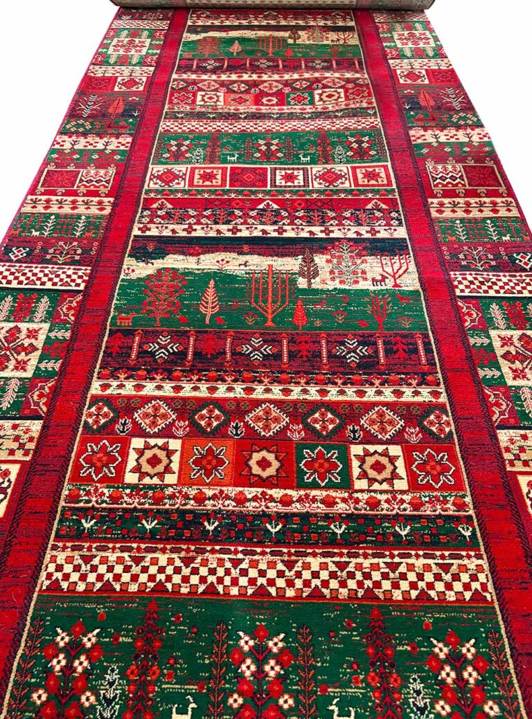 فرش کناره گبه طرح بلوچ لاکی کهنه نما 700 شانه کد 0220
